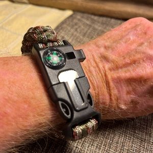 5294-HTT Paracord Bracelet Outdoor Adjustable Survival-Army Green Camo Waterproo